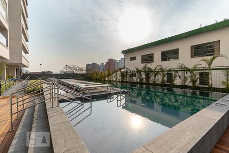 Apartamento para alugar com 73m², 2 quartos e 1 vagaPiscina