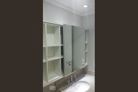 Studio à venda com 46m², 1 quarto e 1 vaga Studio à venda com 46m², 1 quarto e 1 vagaBanheiro