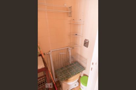 Apartamento à venda com 100m², 3 quartos e 1 vaga Apartamento à venda com 100m², 3 quartos e 1 vagaBanheiro de Serviço