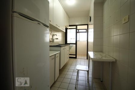 Apartamento à venda com 57m², 2 quartos e 1 vagaCozinha