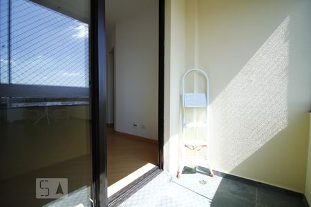 Sacada de apartamento à venda com 2 quartos, 57m² em Cambuci, São Paulo