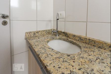 Apartamento para alugar com 66m², 2 quartos e 2 vagasBanheiro da Suíte