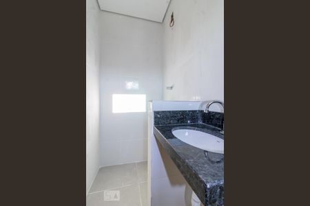 Banheiro de apartamento para alugar com 1 quarto, 50m² em Santa Ines, Belo Horizonte