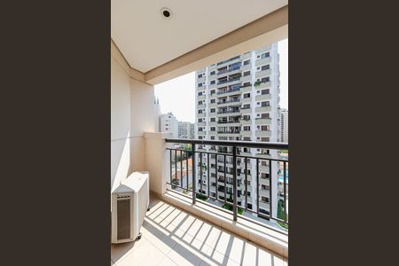 Varanda de apartamento à venda com 2 quartos, 58m² em Indianópolis, São Paulo