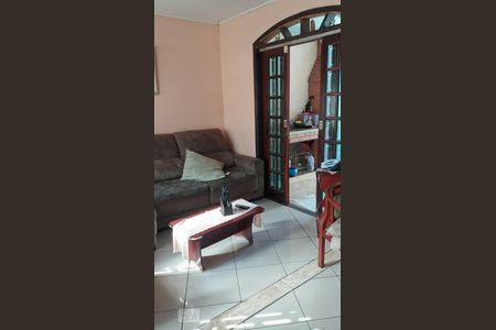 Casa à venda com 190m², 3 quartos e sem vagaSala