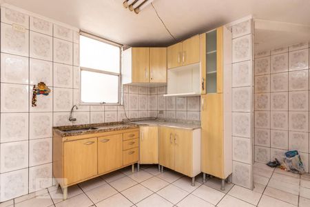 Cozinha de apartamento para alugar com 2 quartos, 47m² em Conjunto Habitacional Teotonio Vilela, São Paulo