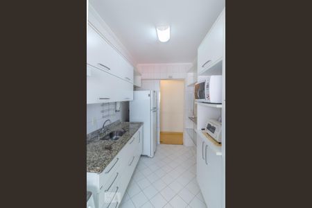 Apartamento para alugar com 60m², 2 quartos e 2 vagas Apartamento para alugar com 60m², 2 quartos e 2 vagasCozinha