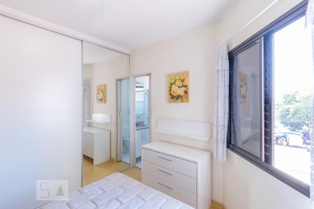 Suíte de apartamento para alugar com 2 quartos, 60m² em Chora Menino, São Paulo