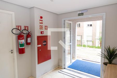 Apartamento para alugar com 43m², 2 quartos e 1 vagaHall social