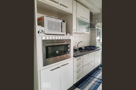 Apartamento à venda com 196m², 4 quartos e 2 vagasCozinha