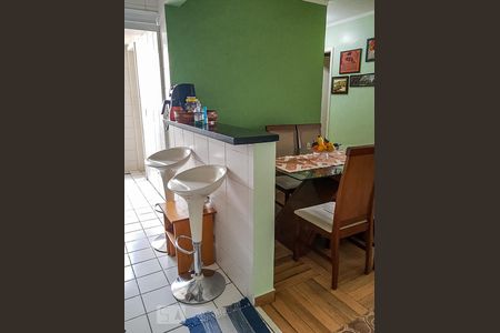 Apartamento à venda com 196m², 4 quartos e 2 vagasSala