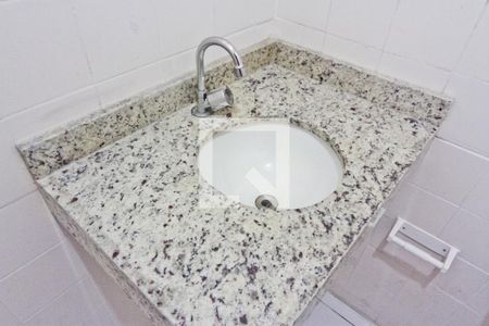 Casa à venda com 250m², 4 quartos e 2 vagasBanheiro de Serviço