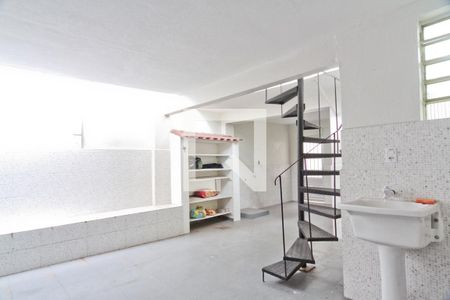 Casa à venda com 250m², 4 quartos e 2 vagasÁrea de Serviço