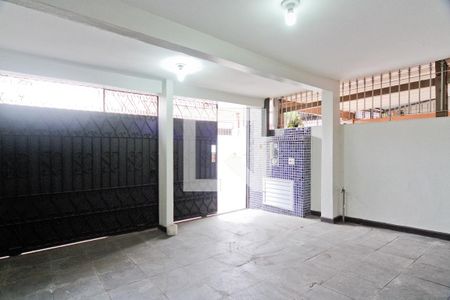 Casa à venda com 250m², 4 quartos e 2 vagasGaragem