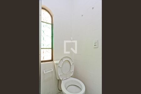 Casa à venda com 250m², 4 quartos e 2 vagasBanheiro da Suíte 2