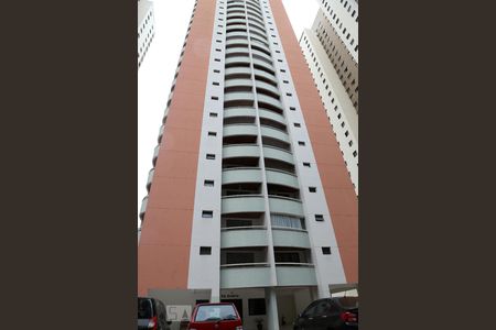 Apartamento para alugar com 110m², 3 quartos e 1 vagaFachada