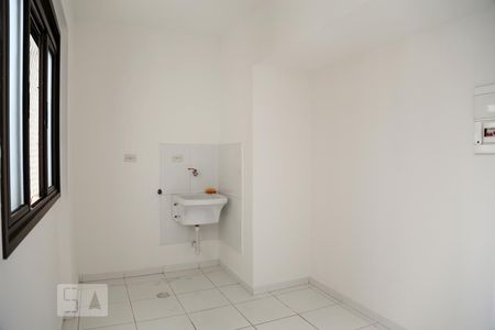Apartamento para alugar com 110m², 3 quartos e 1 vagaÁrea de Serviço