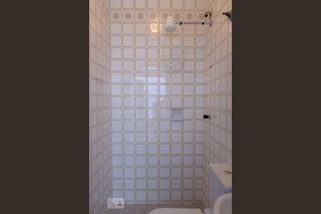 Casa à venda com 580m², 6 quartos e 4 vagasBanheiro de Serviço