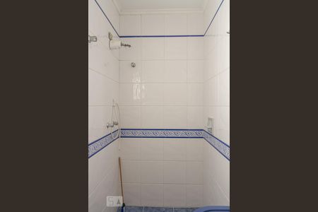 Casa à venda com 580m², 6 quartos e 4 vagasBanheiro do Quarto 1