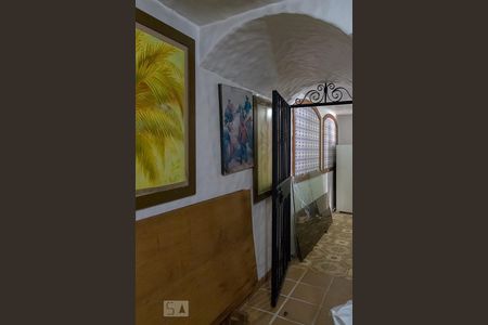 Casa à venda com 580m², 6 quartos e 4 vagasAdega