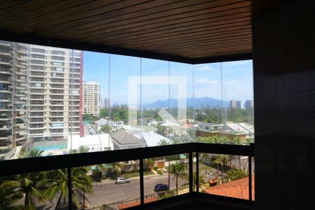 Varanda de apartamento para alugar com 1 quarto, 56m² em Barra da Tijuca, Rio de Janeiro