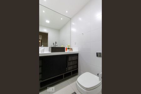 Apartamento à venda com 156m², 3 quartos e 1 vagaBanheiro Suite