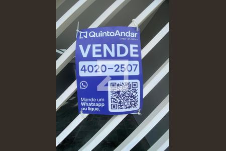 Casa à venda com 125m², 2 quartos e 2 vagas Casa à venda com 125m², 2 quartos e 2 vagasPlaca