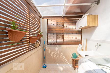 Apartamento para alugar com 70m², 1 quarto e sem vagaÁREA DE SERVIÇO
