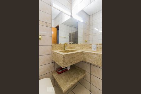 Casa à venda com 70m², 2 quartos e 1 vagaBanheiro