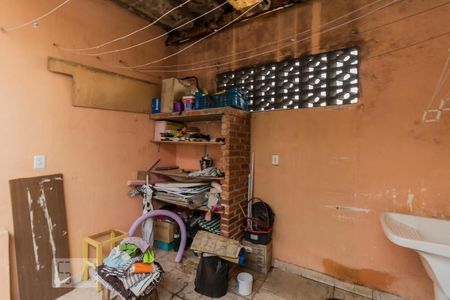 Casa à venda com 70m², 2 quartos e 1 vagaÁrea de Serviço