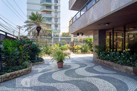 Apartamento à venda com 572m², 4 quartos e 3 vagasEntrada