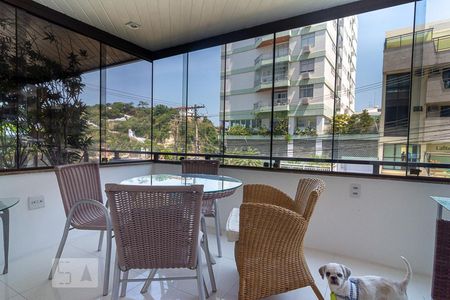 Saleta  de apartamento à venda com 4 quartos, 572m² em Boa Viagem, Niterói