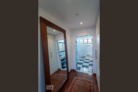 Apartamento à venda com 572m², 4 quartos e 3 vagasArmário da Suíte Master