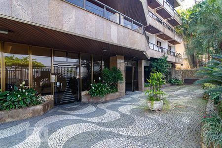 Apartamento à venda com 572m², 4 quartos e 3 vagasEntrada