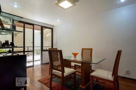 Apartamento à venda com 572m², 4 quartos e 3 vagasQuarto 5