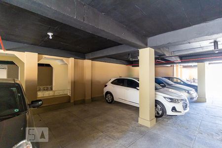 Apartamento para alugar com 65m², 2 quartos e 1 vaga Apartamento para alugar com 65m², 2 quartos e 1 vagaGaragem
