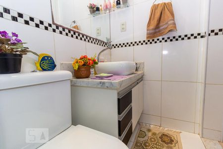 Apartamento para alugar com 65m², 2 quartos e 1 vaga Apartamento para alugar com 65m², 2 quartos e 1 vagaBanheiro