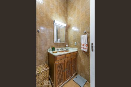 Apartamento à venda com 82m², 3 quartos e sem vagaBanheiro - Armários