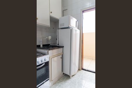 Cozinha de apartamento para alugar com 1 quarto, 58m² em República, São Paulo