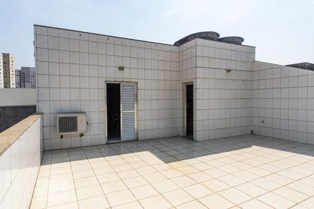 Casa à venda com 350m², 3 quartos e 4 vagas Casa à venda com 350m², 3 quartos e 4 vagasÁrea Externa