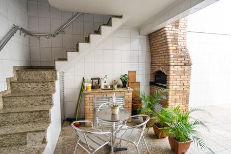 Casa à venda com 350m², 3 quartos e 4 vagas Casa à venda com 350m², 3 quartos e 4 vagasÁrea Externa