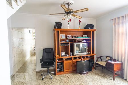 Sala de casa à venda com 3 quartos, 350m² em Parque São Jorge, São Paulo