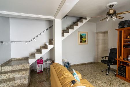 Detalhe Sala de casa à venda com 3 quartos, 350m² em Parque São Jorge, São Paulo