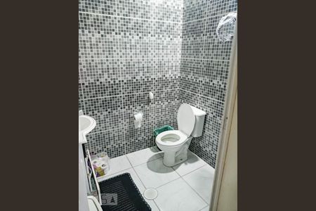 Banheiro 2 de casa à venda com 3 quartos, 138m² em Vila Esperança, São Paulo