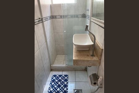 Banheiro de apartamento à venda com 1 quarto, 35m² em Leme, Rio de Janeiro