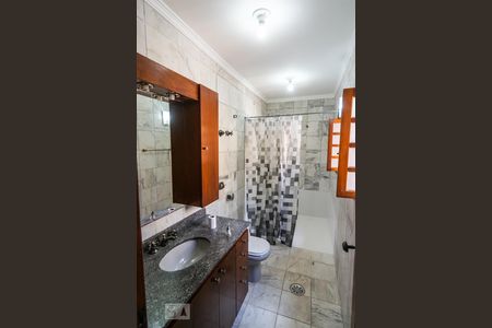 Casa à venda com 120m², 2 quartos e 1 vaga Casa à venda com 120m², 2 quartos e 1 vagaBanheiro da Suíte