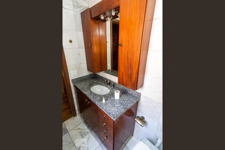 Casa à venda com 120m², 2 quartos e 1 vaga Casa à venda com 120m², 2 quartos e 1 vagaBanheiro da Suíte