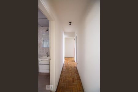 Apartamento à venda com 113m², 3 quartos e 1 vagaCorredor