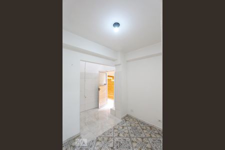 Sala de casa para alugar com 2 quartos, 50m² em Jardim Monte Kemel, São Paulo