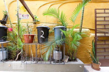 Casa para alugar com 50m², 2 quartos e sem vagaÁrea externa